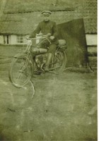 Friedrich Arkenau mit seiner ARDIE Minimax 1923