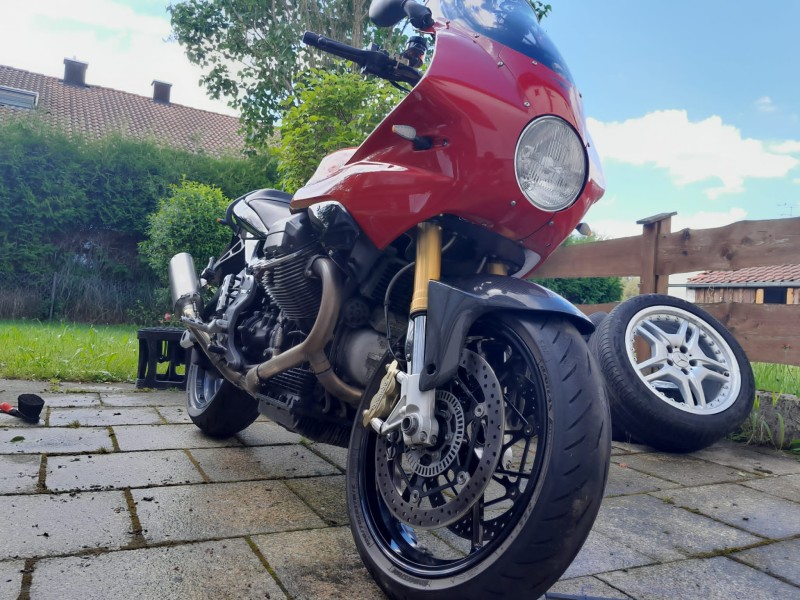 guzzi V11 1..jpg