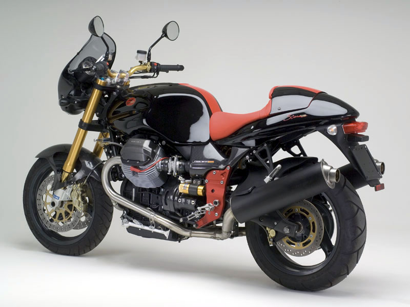 moto-guzzi-v11-scura-r-3-20146.jpg